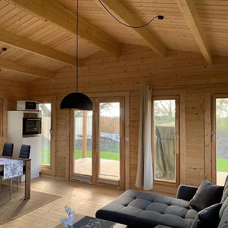 Holiday home Tollensesee *